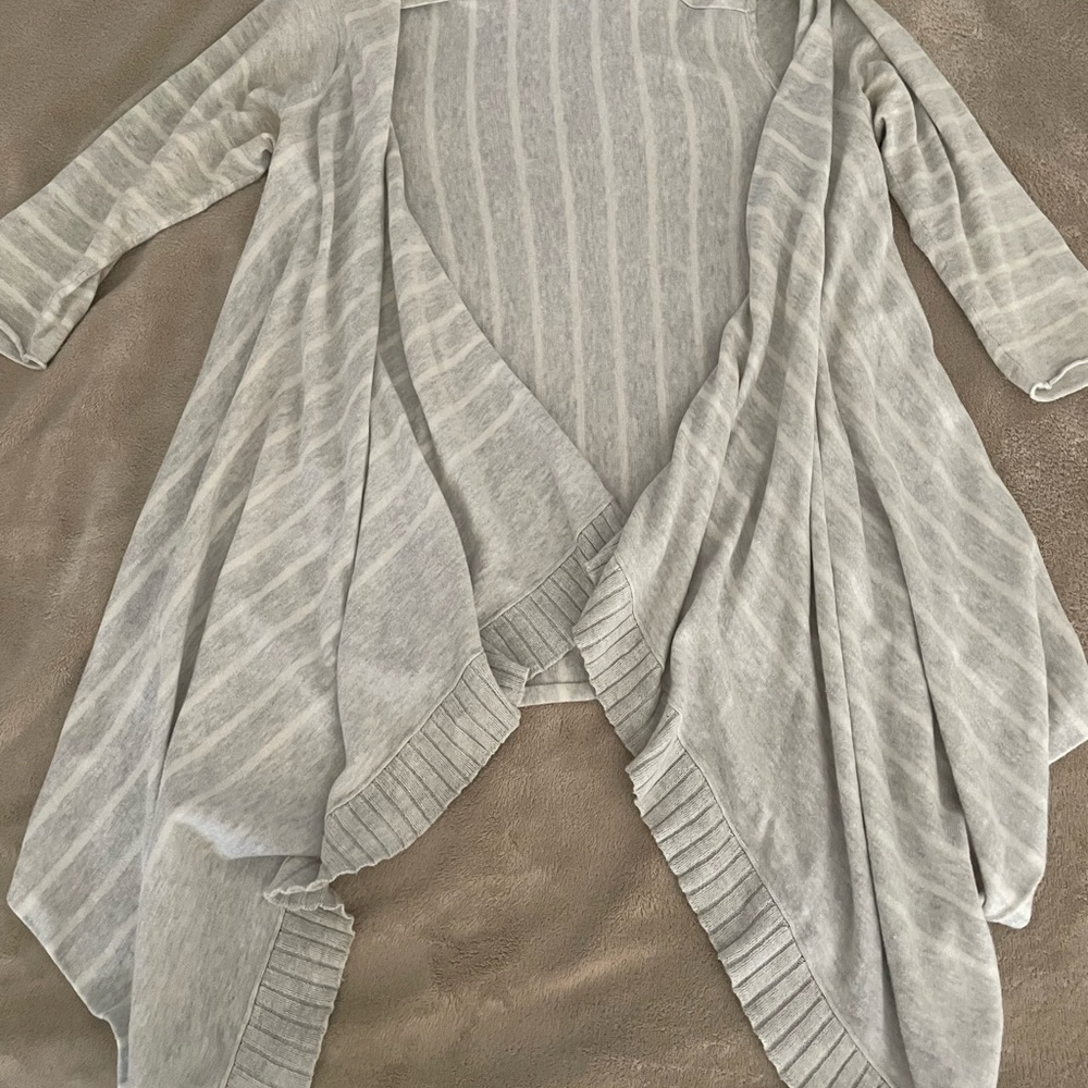 Laurie B Light Gray Open-Front Women's Cardigan Sweater